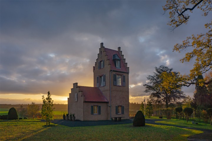 Ein Schmuckstück innen und außen Ein Schmuckstück innen und außen